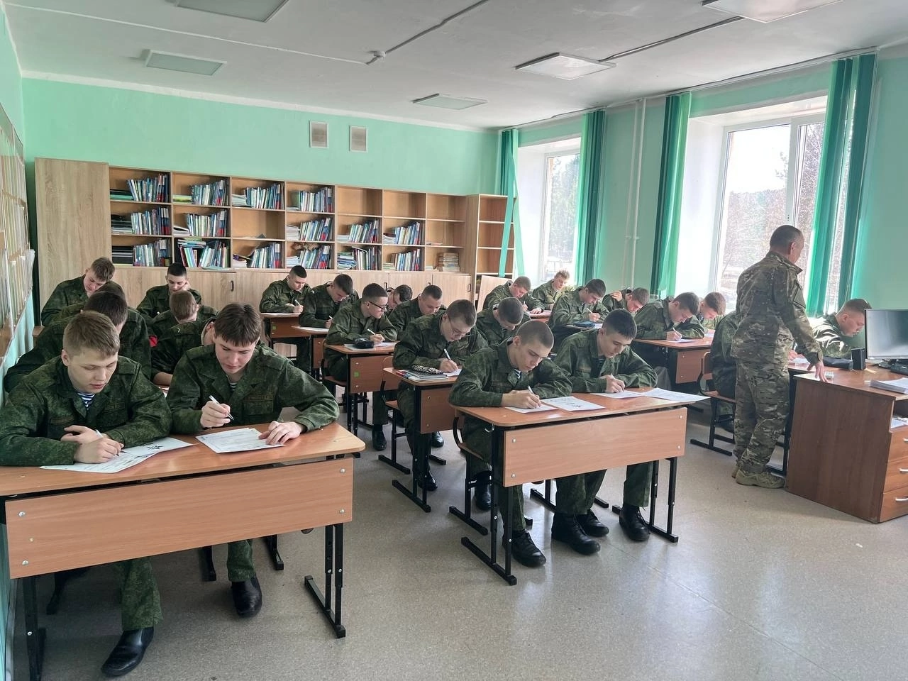 Диктант Победы.